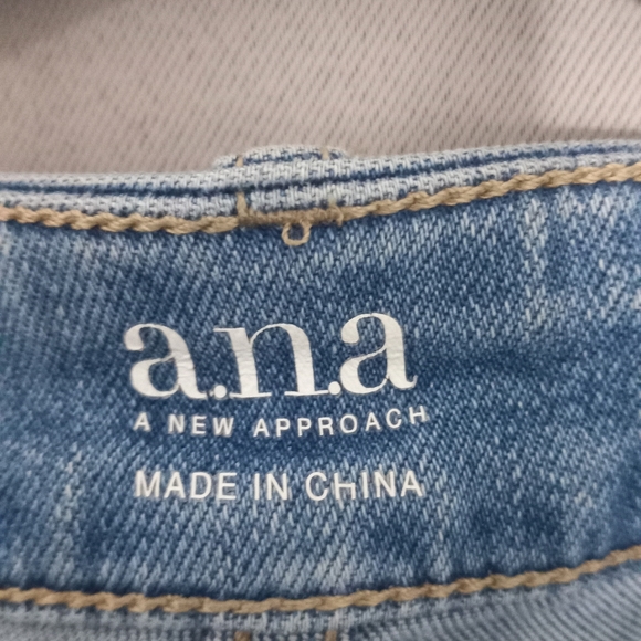 Anna WomensBlue Embroidered Women's Jeans Size 12 Waist36 Hip40 Long35 High Rise - Picture 2 of 7
